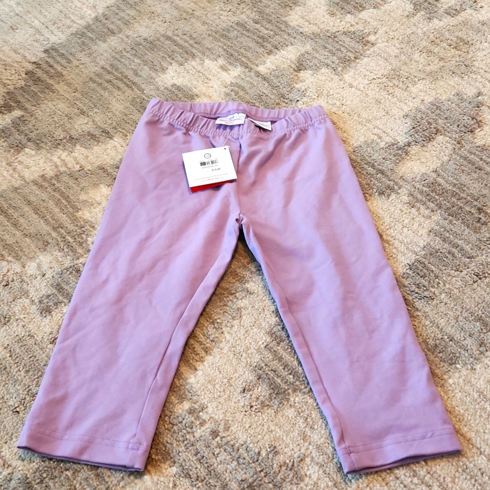 NWT HA Capri pants size 120